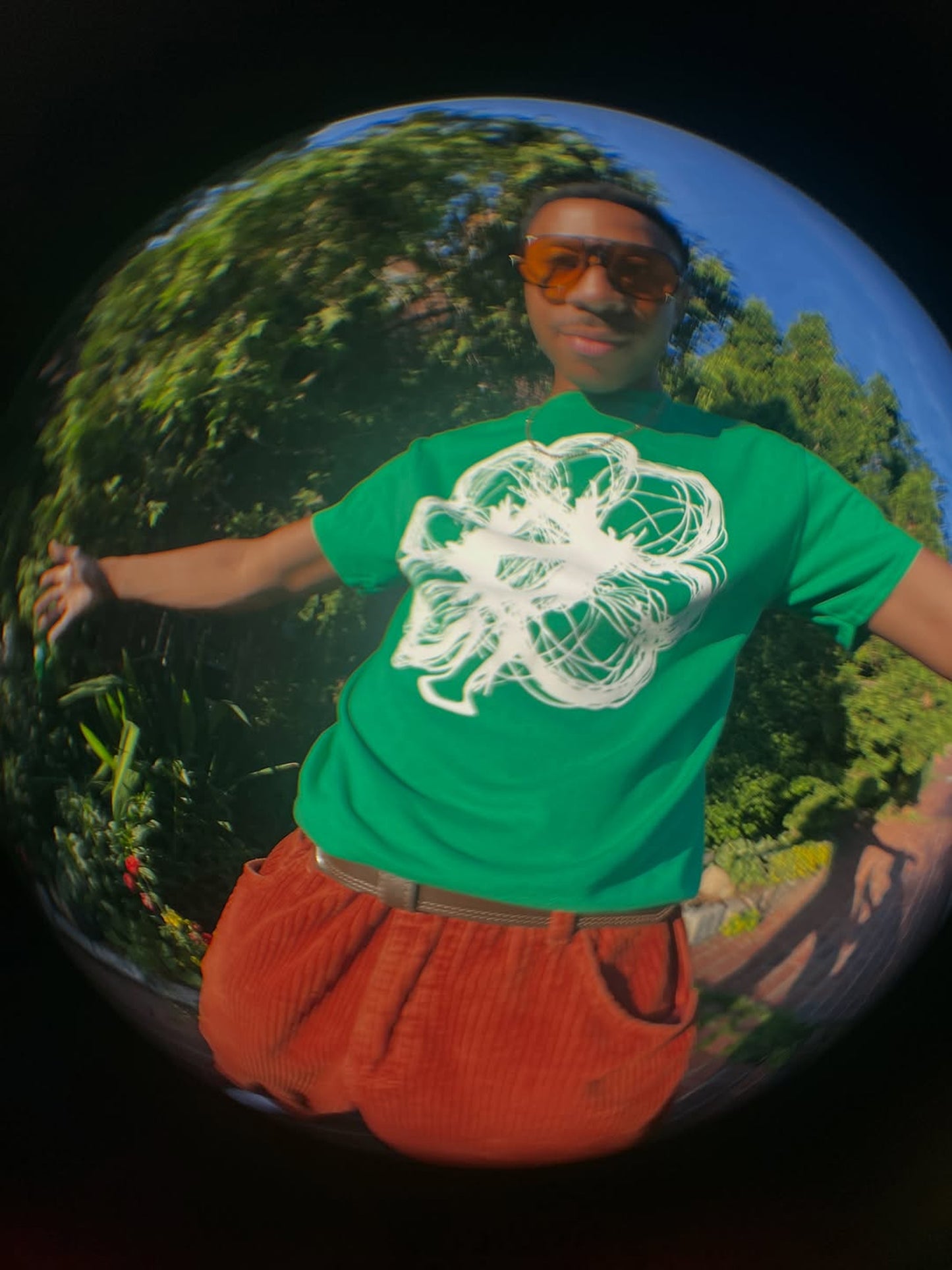 Haasan Barclay / Four Leaf Clover T-shirt