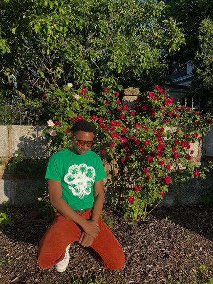 Haasan Barclay / Four Leaf Clover T-shirt